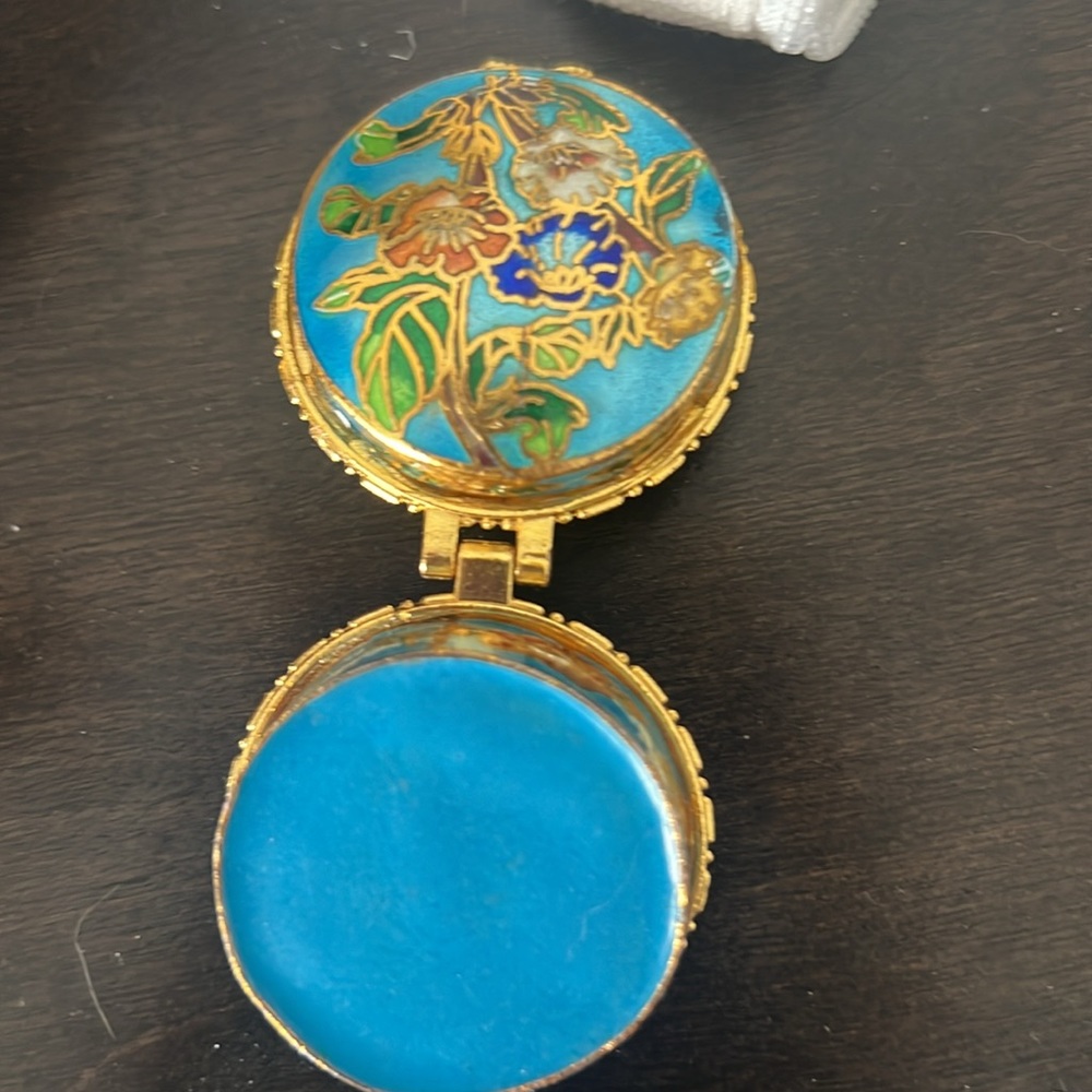 Vintage blue and gold floral jewelry box - Picture 3 of 3
